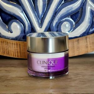 NEW Clinique Smart Clinical moisturizer